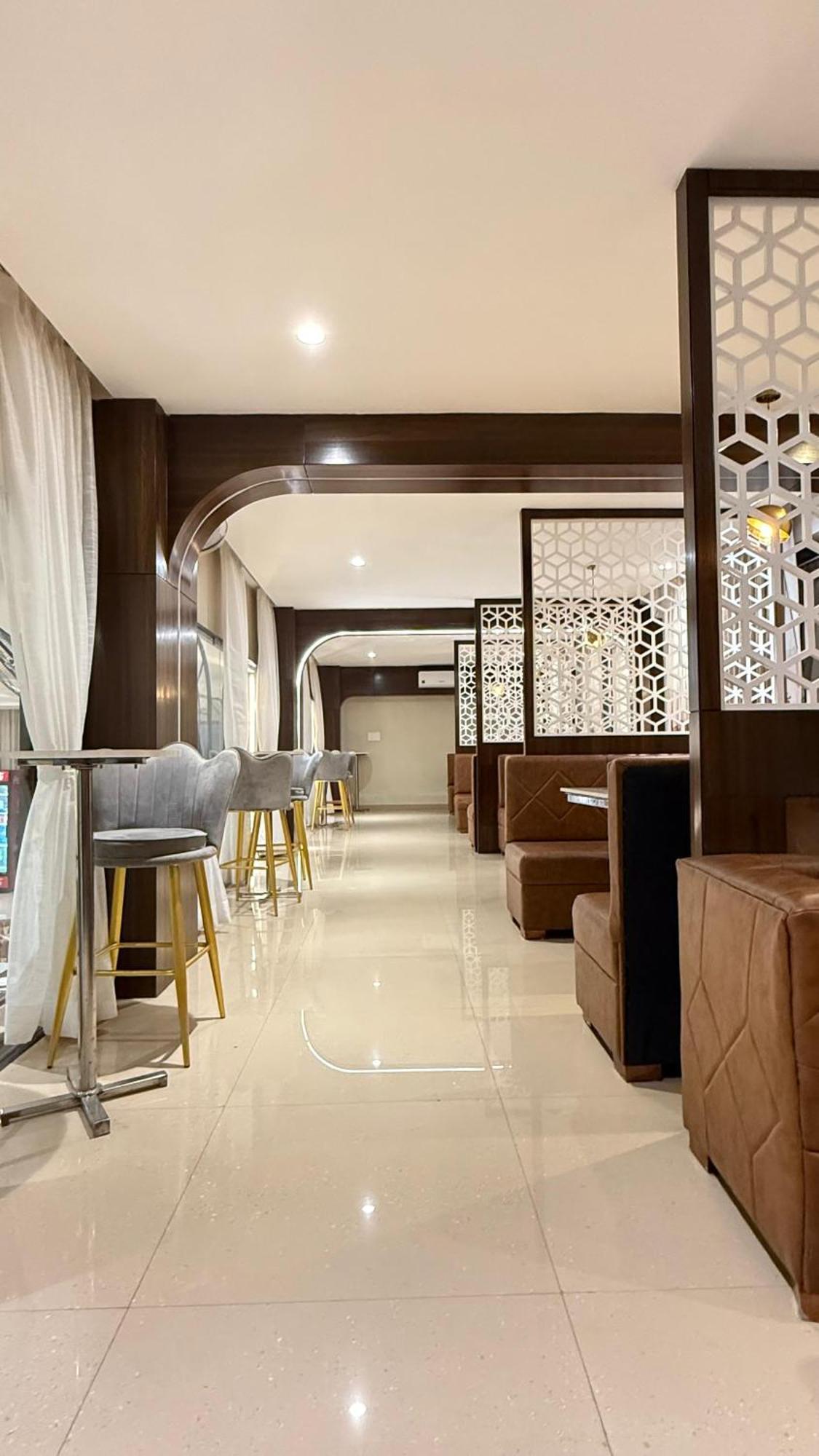 Hotel Emperor Paradise Bilāspur المظهر الخارجي الصورة
