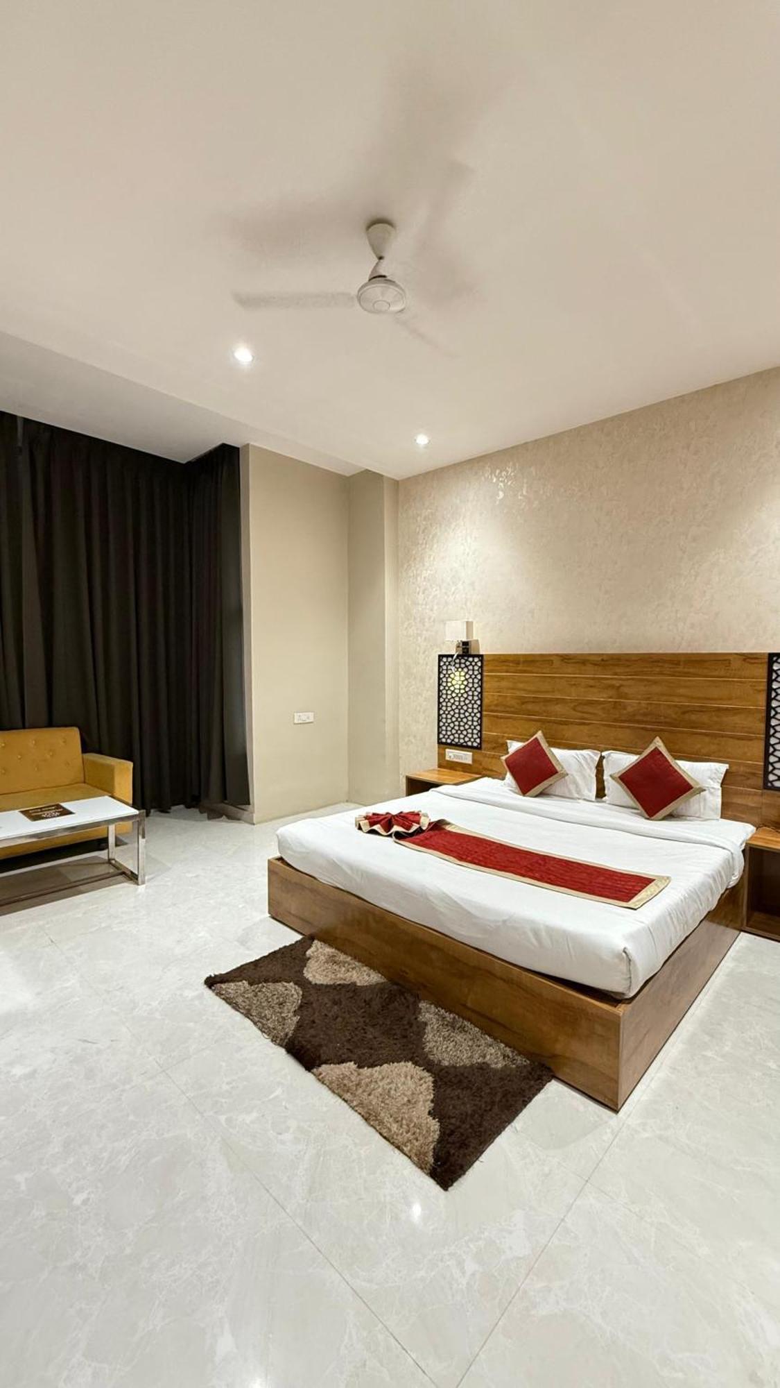 Hotel Emperor Paradise Bilāspur المظهر الخارجي الصورة